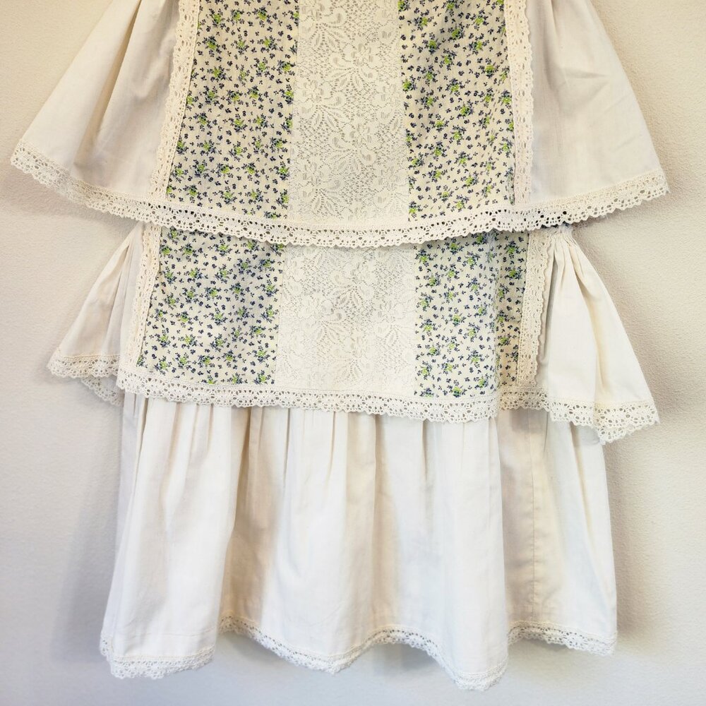 Floral White Midi Skirt - Picture 5 of 16
